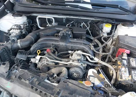 2019 Subaru Outback 2.5I Premium z USA, uszkodzony, nr VIN 4S4BSAHC6K3263534